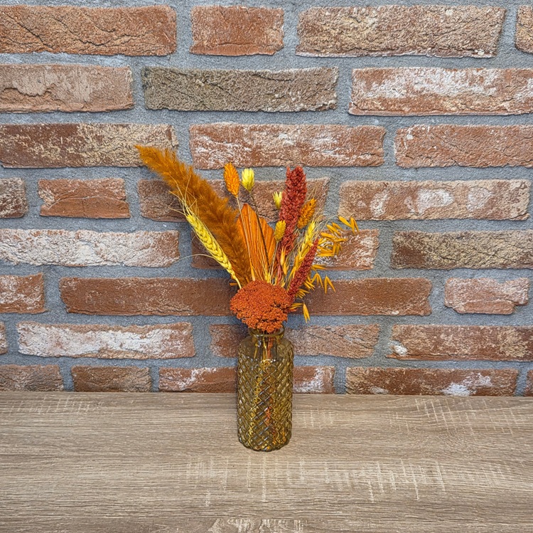 Droogboeketje Geel/Oranje in geel vaasje